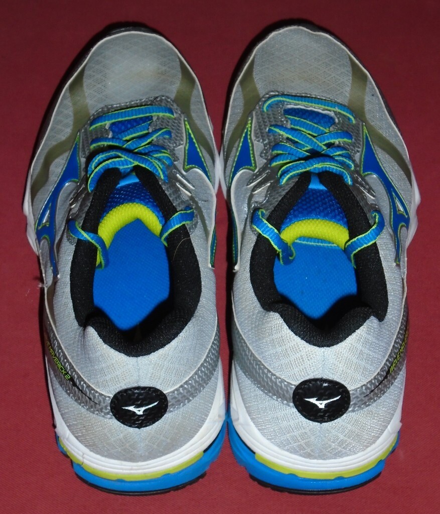 mizuno wave maverick 2 womens